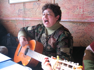 Jill Hammonds singing