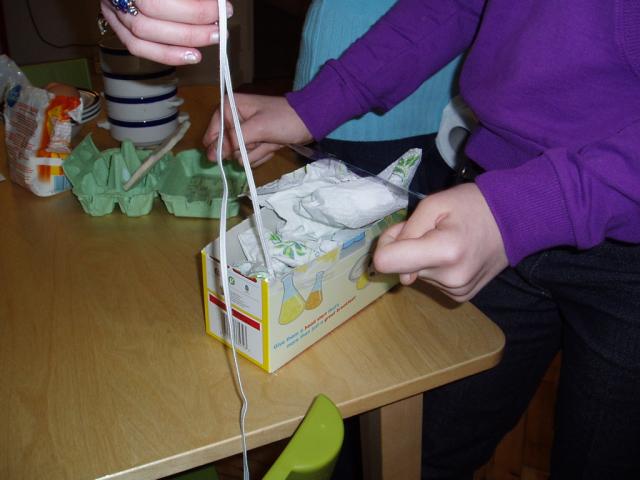 Amy and Amie rather cleverly attached a bungy to their egg container