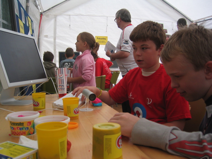 More animation, Harry helping other children